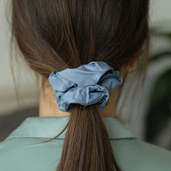 Bambus Lyocell Scrunchie-Set in Blau